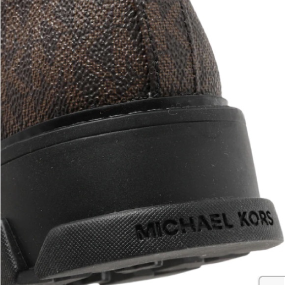 MICHAEL KORS SCARLETT BOOT - Picture 7 of 7